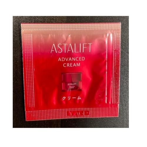 Fujifilm Astalift Advanced Cream зволожуючий і підтягуючий крем з астаксантином, колагеном, лікопіном, 0,5 г