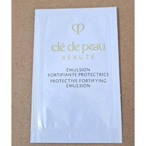 Shiseido Cle de Peau Beaute Protective Fortifying Emulsion SPF 25 PA+++ Захисна денна емульсія, пробник 1.5 мл