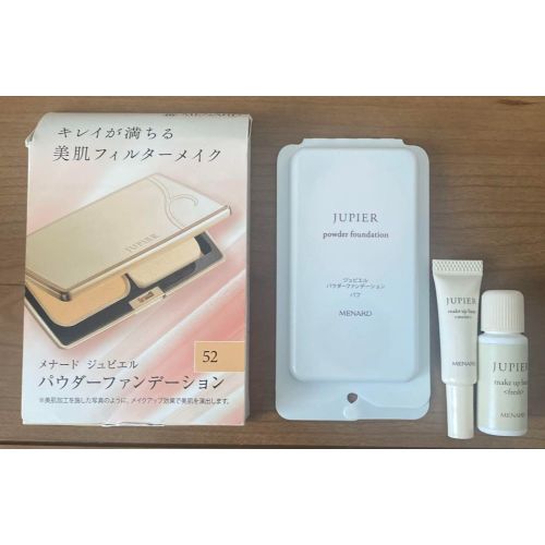 Menard Jupier Powder Foundation 52 Sample компактна пудра, зразок, + 2 зразка бази під макіяж