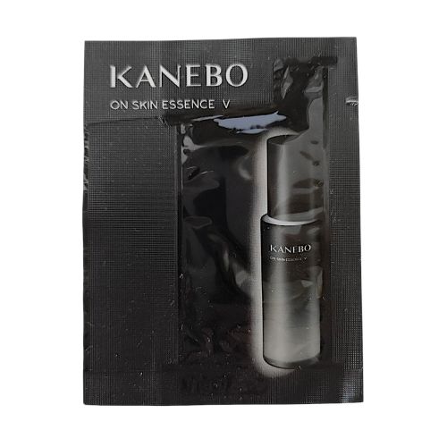 Kanebo On Skin Essence V зволожуюча есенція для жирної та нормальної шкіри, пробник 1 мл