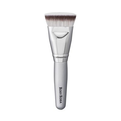 Rosy Rosa Multi-foundation brush Пензель для нанесения тональної основи