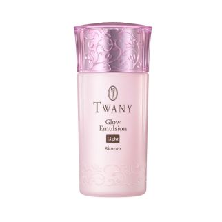 Kanebo Twany Glow Emulsion Light Увлажняющая эмульсия придающая сияние и гладкость, 120 мл